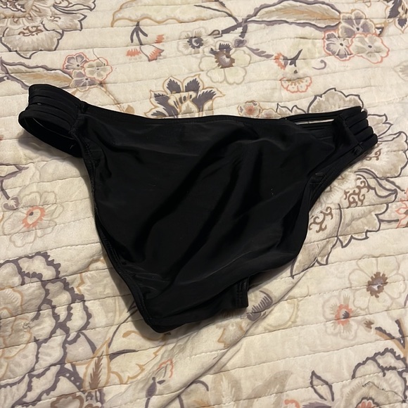 Never worn - Picture 2 of 2